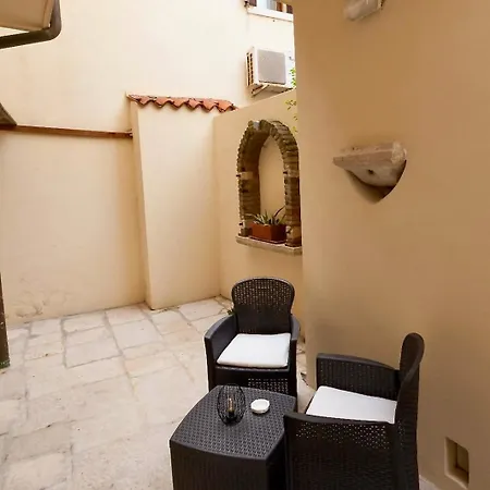 Casa Nostrana
